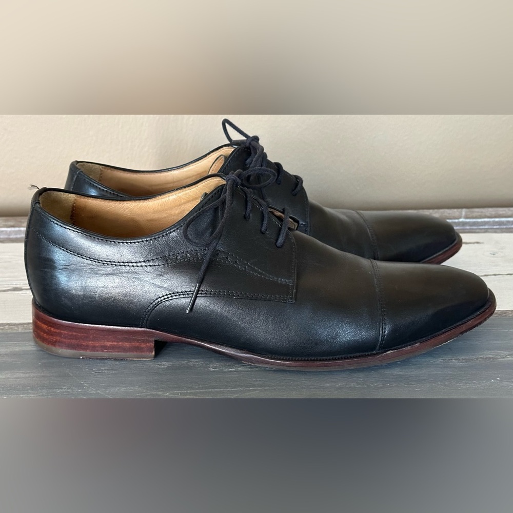 Johnston & Murphy Men's McClain Cap Toe Oxford dress shoe -‎ Size 9.5
